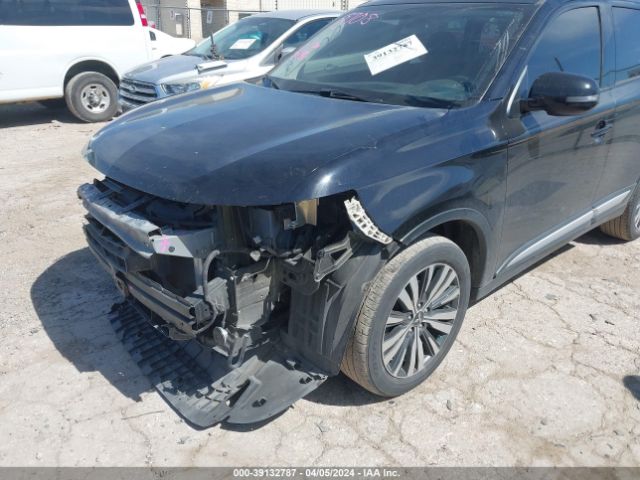 JA4AD3A35KJ002157 Mitsubishi Outlander Se