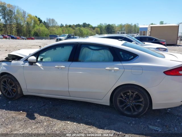 3FA6P0HD8JR264765 Ford FUSION SE