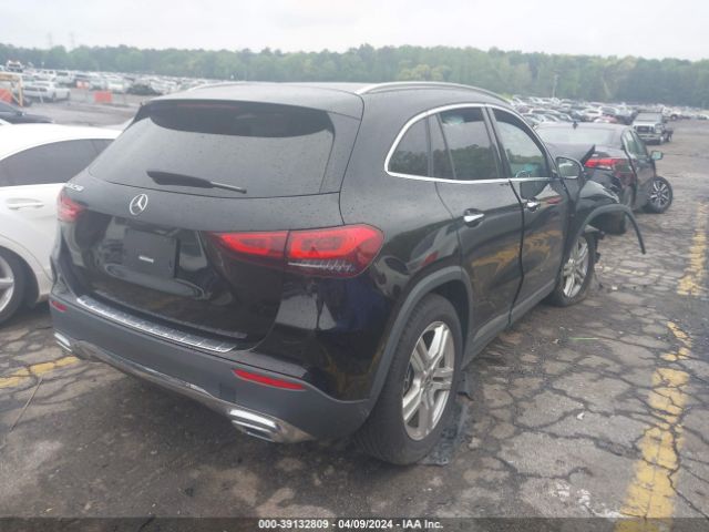 W1N4N4GB0NJ405853 Mercedes-Benz GLA 250