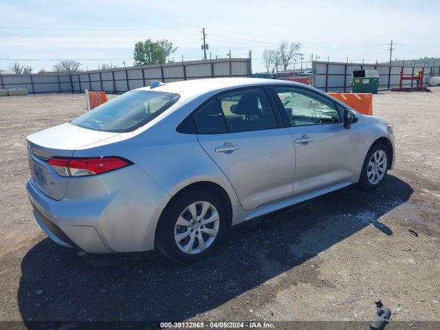 Toyota COROLLA LE 2021 JTDEPMAE4MJ153984 Image 4
