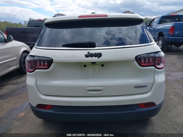 Jeep Compass Latitude Fwd 2018 3C4NJCBB5JT182124 Image 16