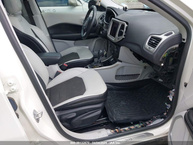 Jeep Compass Latitude Fwd 2018 3C4NJCBB5JT182124 Image 5