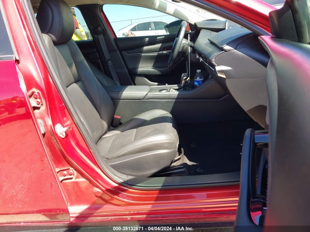 3MZBPADL1KM108994 Mazda Mazda3 Preferred Package