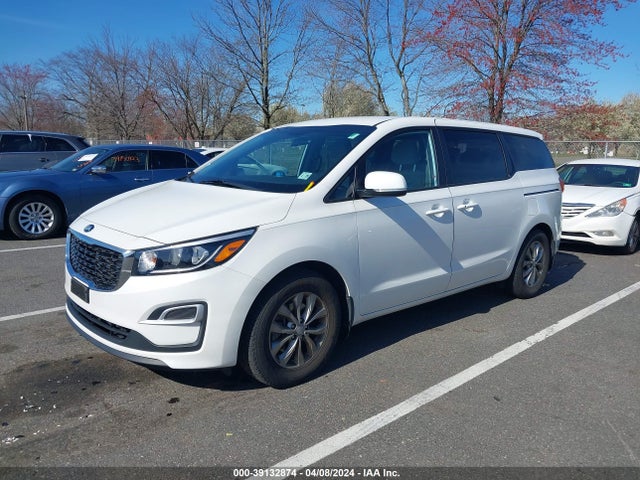 KIA SEDONA LX 2020 KNDMB5C18L6618147 Image 2