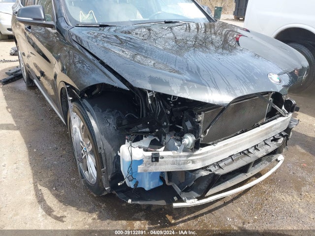 2017 BMW X1 XDRIVE28I VIN: WBXHT3Z32H4A58484