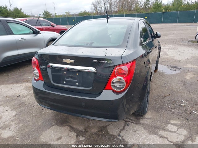 Chevrolet Sonic Lt Auto 2014 1G1JC5SH5E4151002 Image 4