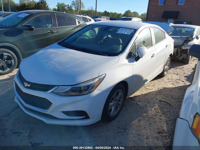 Chevrolet Cruze Lt Auto 2018 1G1BE5SM5J7158827 Image 2