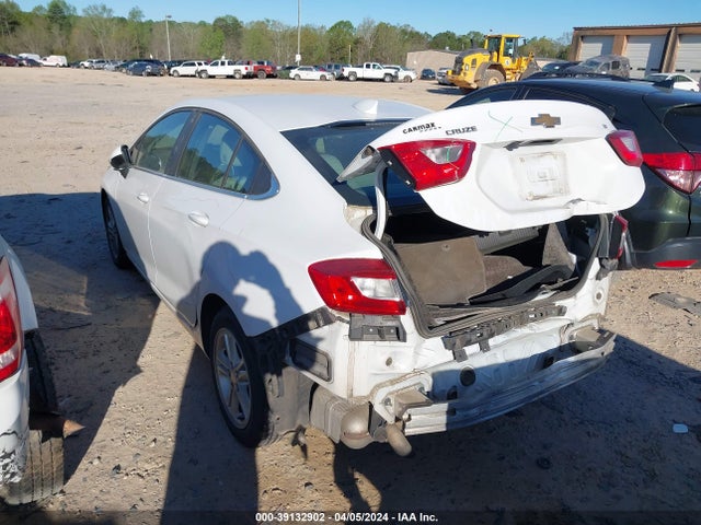 Chevrolet Cruze Lt Auto 2018 1G1BE5SM5J7158827 Image 3