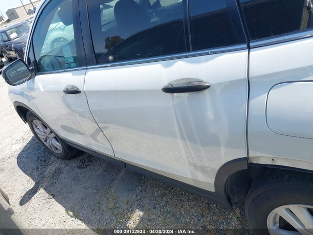 Honda PILOT LX 2018 5FNYF5H18JB019717 Image 15