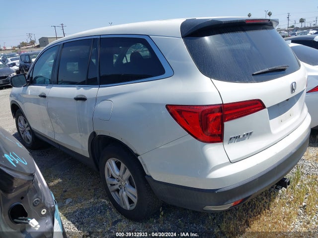 Honda PILOT LX 2018 5FNYF5H18JB019717 Image 3