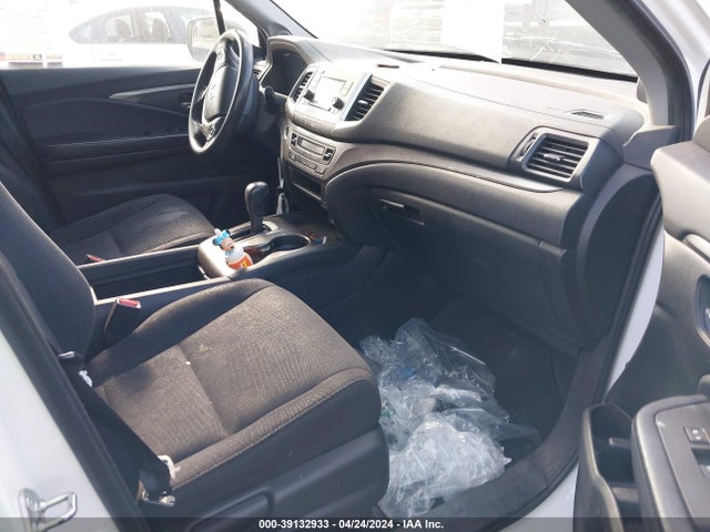 Honda PILOT LX 2018 5FNYF5H18JB019717 Image 5