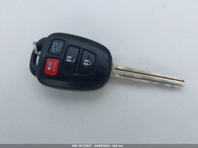 Toyota Rav4 Xle 2016 2T3RFREV1GW510796 Image 11