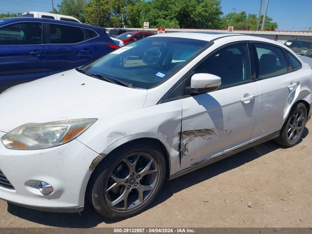 Ford FOCUS SE 2014 1FADP3F21EL281714 Image 6