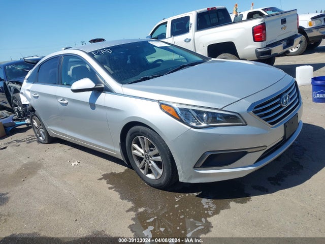 Hyundai SONATA SE 2016 5NPE24AF0GH405671 Image 1