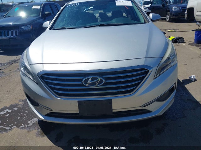 Hyundai SONATA SE 2016 5NPE24AF0GH405671 Image 12