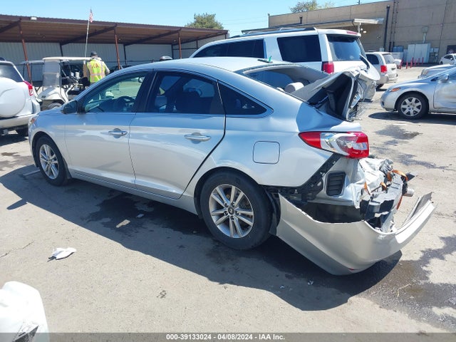 Hyundai SONATA SE 2016 5NPE24AF0GH405671 Image 3