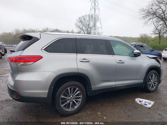 Toyota Highlander Xle 2019 5TDJZRFH5KS932285 Image 13