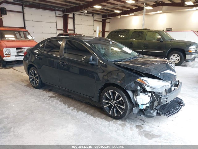 Toyota COROLLA SE 2018 2T1BURHE2JC014488 main image