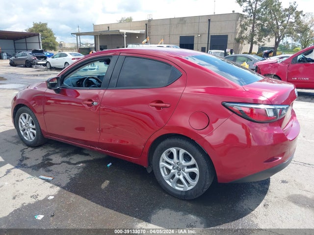 3MYDLBZV4GY102731 Scion IA