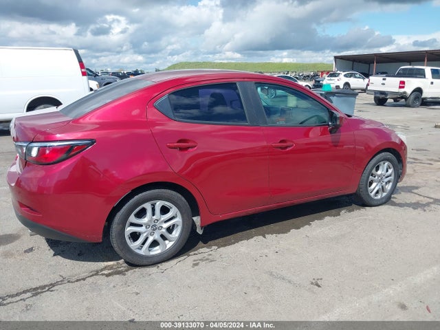 3MYDLBZV4GY102731 Scion IA