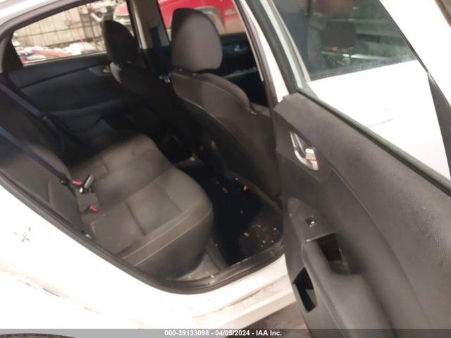 KIA Forte Lxs 2020 3KPF24AD5LE259575 Image 8