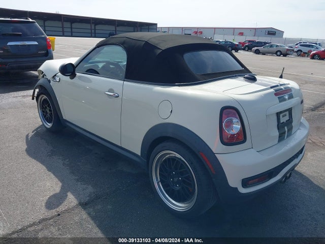 2013 MINI ROADSTER WMWSY3C54DT593759 Photo 2