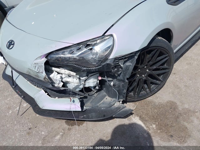 Toyota 86 2019 JF1ZNAA16K8703201 Image 6