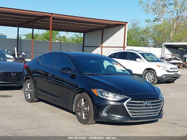 2017 5NPD84LF3HH156419 main image