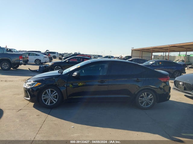 Hyundai Elantra Value Edition 2017 5NPD84LF3HH156419 Image 14