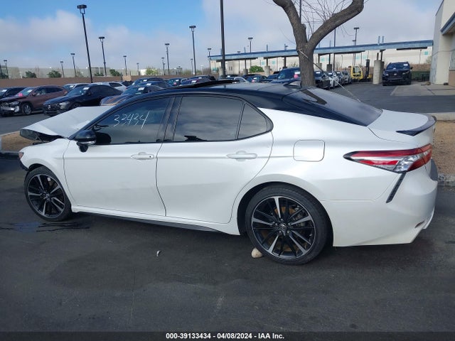 Toyota CAMRY XSE 2019 4T1B61HK2KU225501 Image 14