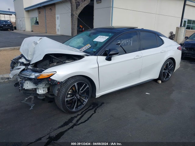 Toyota CAMRY XSE 2019 4T1B61HK2KU225501 Image 2