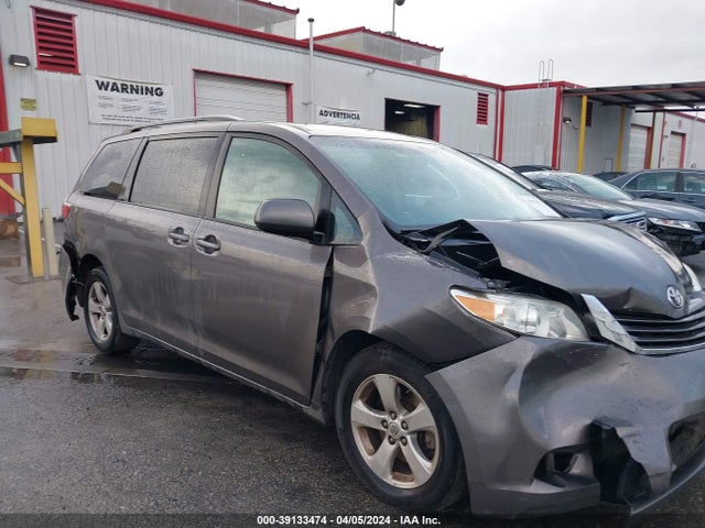Toyota Sienna Le 8 Passenger 2017 5TDKZ3DC7HS806575 Image 13