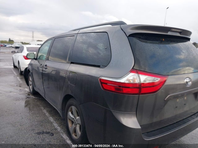 Toyota Sienna Le 8 Passenger 2017 5TDKZ3DC7HS806575 Image 14