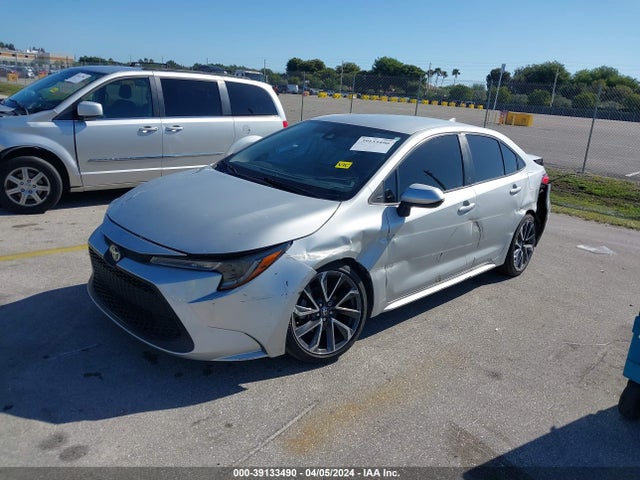 Toyota COROLLA L 2020 5YFDPRAE8LP070805 Image 2