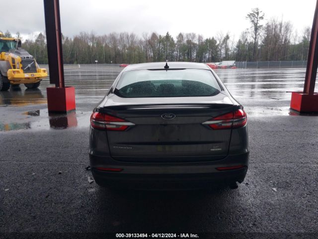 3FA6P0HD8KR247322 Ford FUSION SE