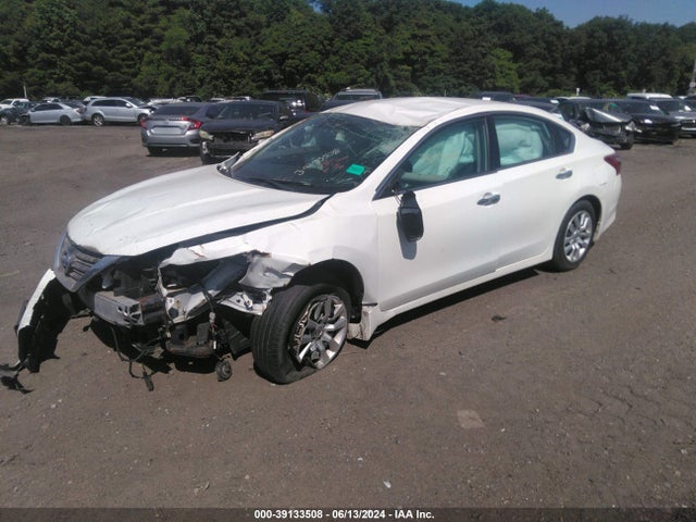 Nissan Altima 2.5 S 2016 1N4AL3AP5GN322130 Image 2