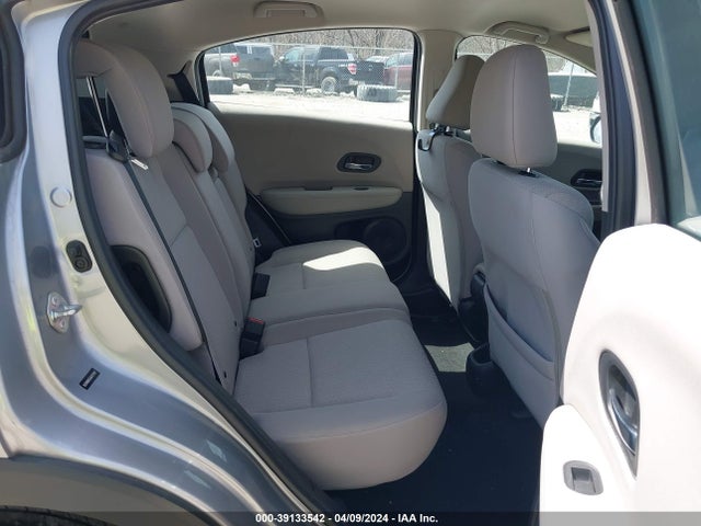 Honda HR-V LX 2018 3CZRU6H33JG727427 Image 8
