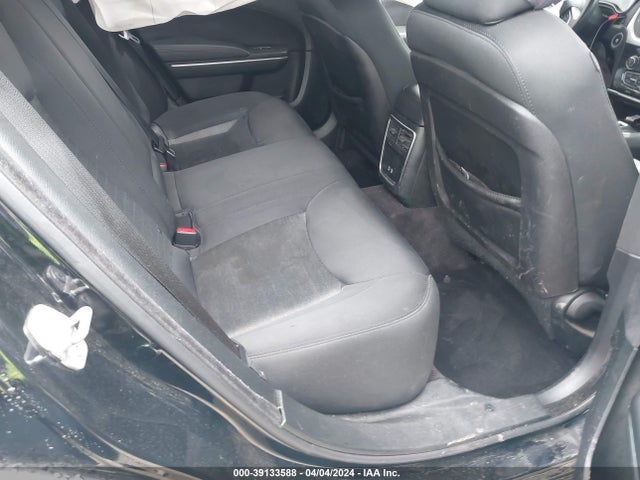 Chrysler 300 Touring 2018 2C3CCAAG5JH222895 Image 8