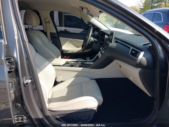 Genesis G70 2.0t Awd 2020 KMTG64LA5LU046656 Image 5