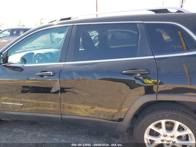 1C4PJLCB6JD558679 Jeep Cherokee Latitude Fwd