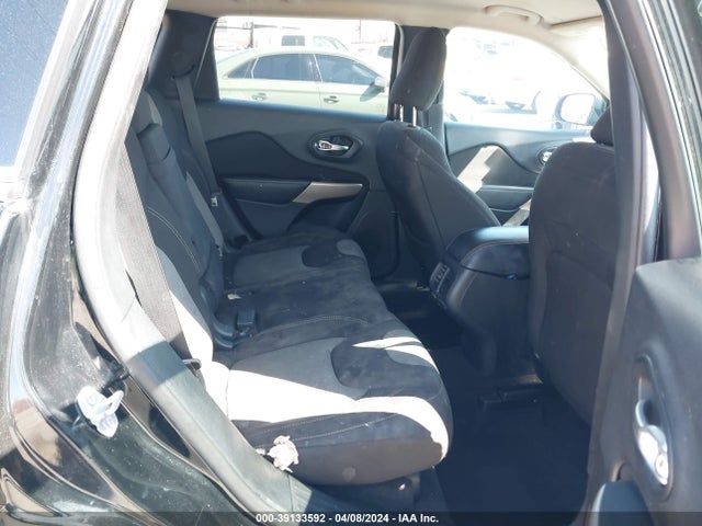 1C4PJLCB6JD558679 Jeep Cherokee Latitude Fwd