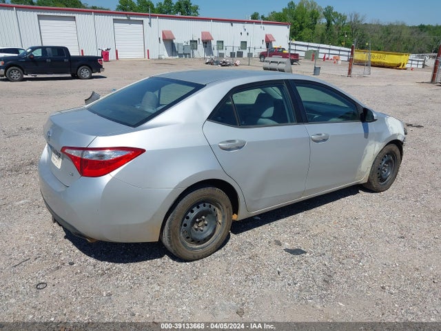 Toyota COROLLA LE 2015 5YFBURHE8FP299690 Image 4