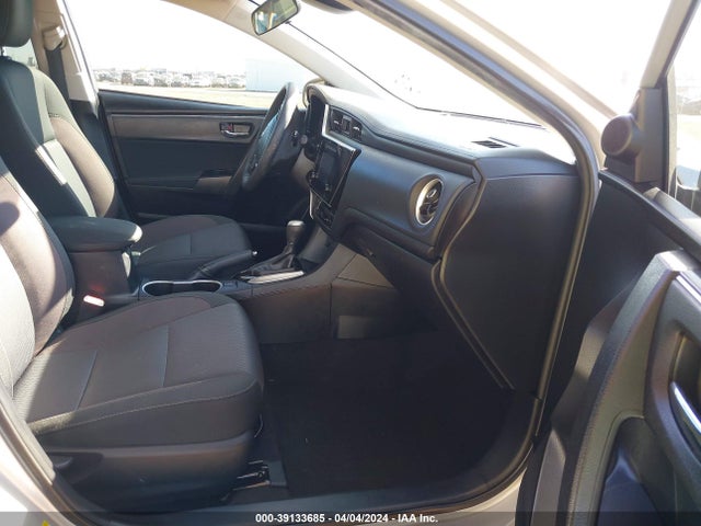 Toyota COROLLA LE 2018 2T1BURHE2JC123355 Image 5