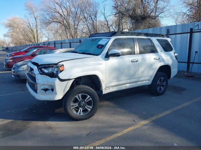 Toyota 4runner Limited 2015 JTEBU5JR3F5225012 Image 2