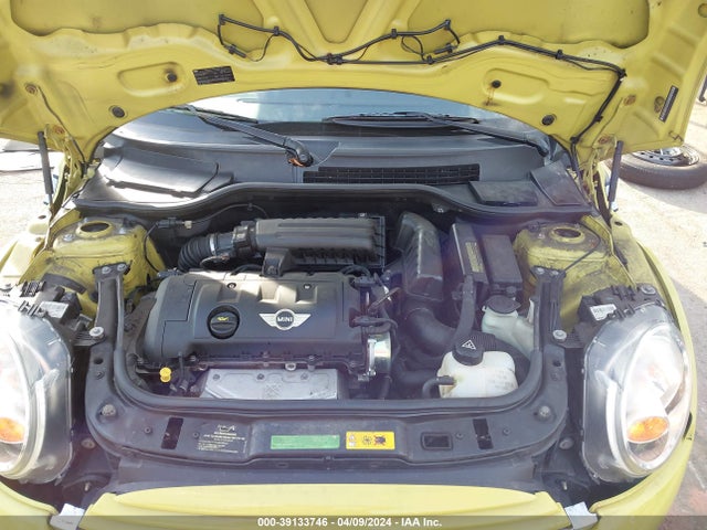 2010 MINI COOPER WMWMR3C58ATU98753 Photo 9