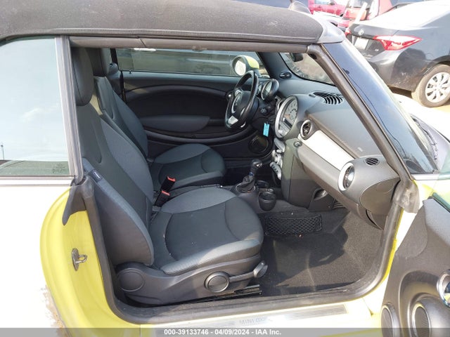 2010 MINI COOPER WMWMR3C58ATU98753 Photo 4