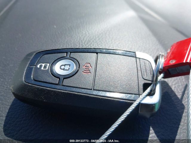2FMPK4G99NBB10678 Ford EDGE SE