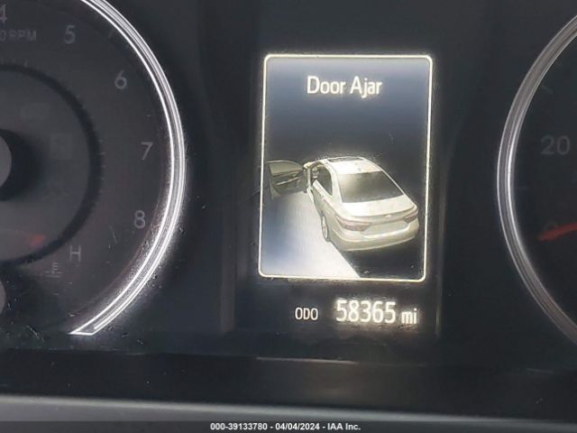 4T1BF1FK0GU254828 Toyota CAMRY SE