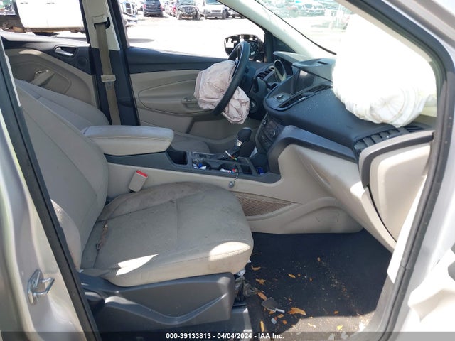 Ford ESCAPE SE 2017 1FMCU0GD7HUA88930 Image 5