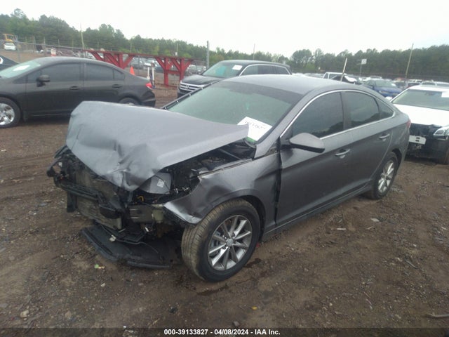 Hyundai SONATA SE 2018 5NPE24AF9JH694475 Image 2